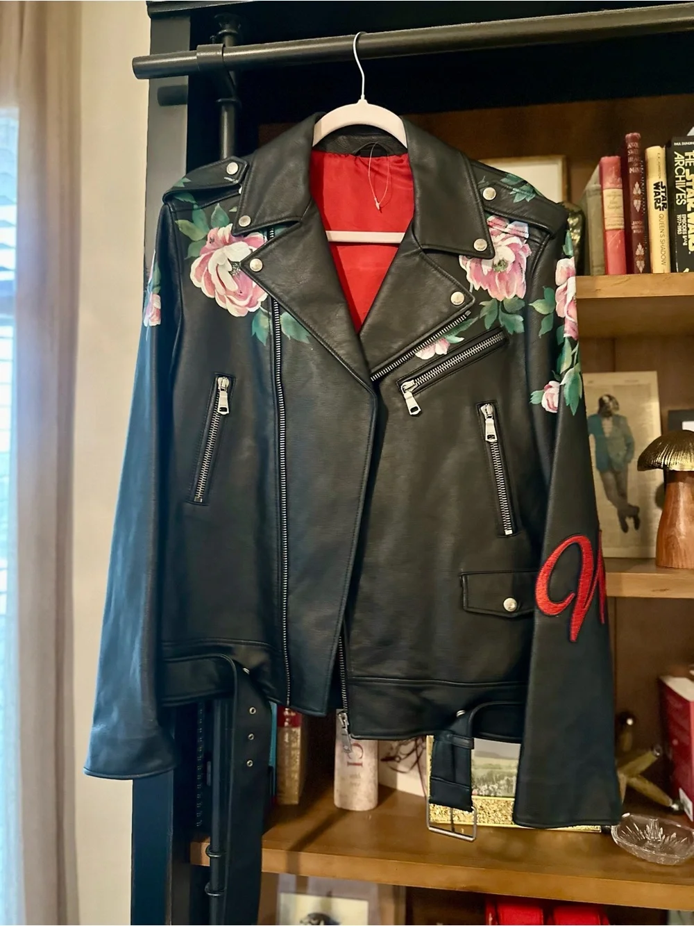 GUCCI black leather motorcycle jacket, rare and beautiful! Tiger and roses
